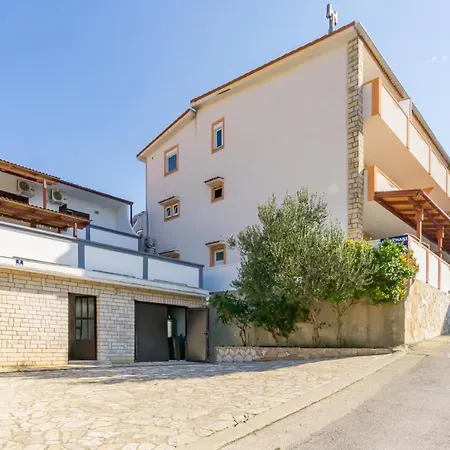 Appartamento Kob Orog Good Location With Sea Views And Modern Decor Metajna Esterno foto
