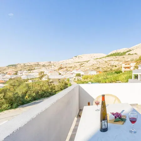 Appartamento Kob Orog Good Location With Sea Views And Modern Decor Metajna Esterno foto