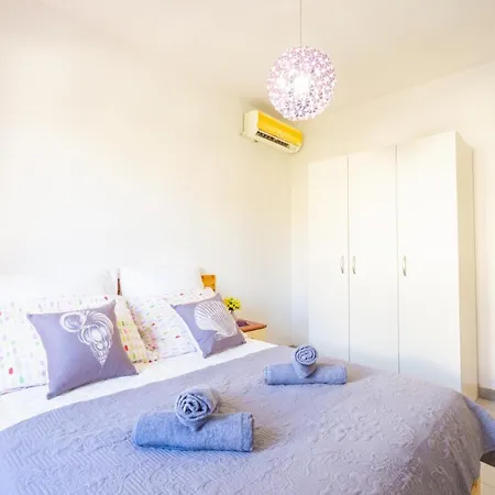 Appartamento Kob Orog Good Location With Sea Views And Modern Decor Metajna Esterno foto