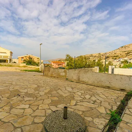 Appartamento Kob Orog Good Location With Sea Views And Modern Decor Metajna Esterno foto