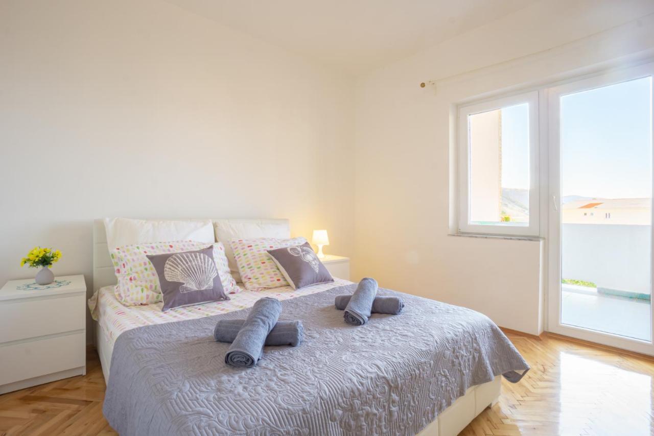 Kob Orog Good Location With Sea Views And Modern Decor Apartament Metajna